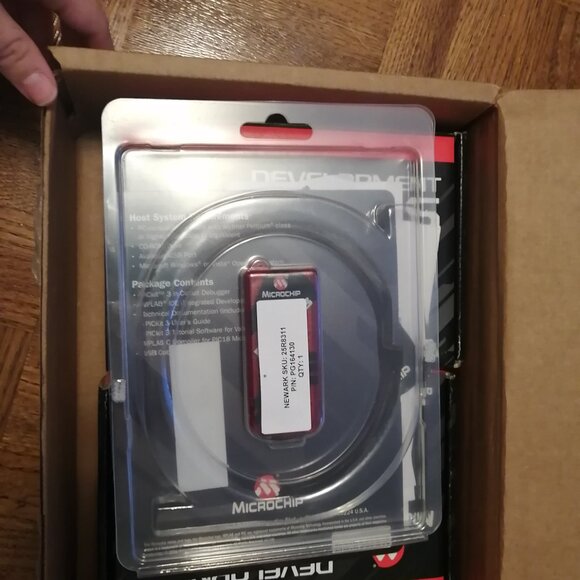 Chipkit input output module and programmer - Picture 7 of 8